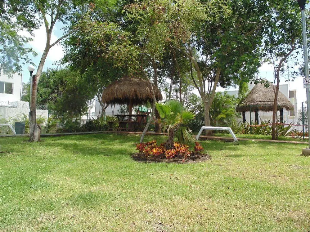 Suites Riviera Maya بلايا ديل كارمن 4*,  المكسيك